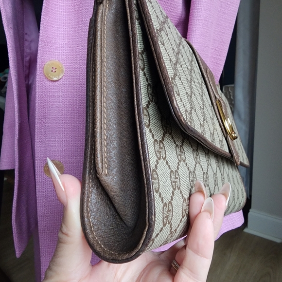 Authentic Gucci Vintage GG PVC Shoulder Bag - Picture 3 of 15